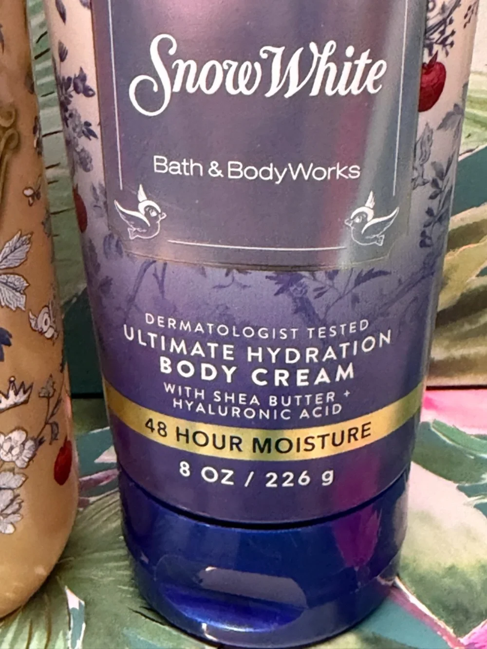 Bath & Body Works Disney Snow White Body Wash & Cream MSRP $36 - Picture 4 of 8